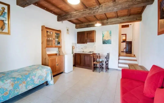 Farmhouse in Tuscany Near Petriolo Spa