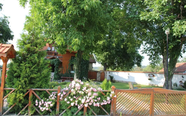 Orehite Guest House