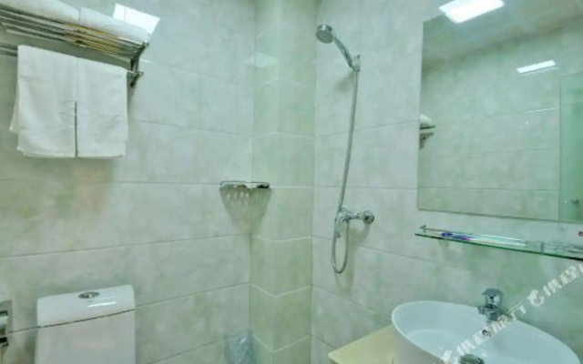 Shankee Hotel (Linyi Baishabu)