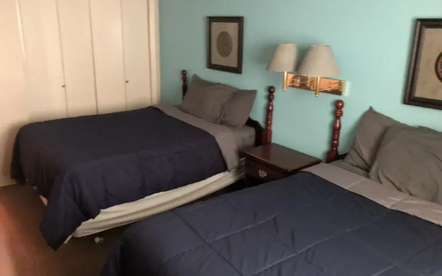 The Tompkinsville Inn