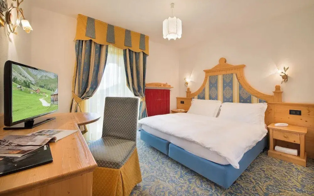 Hotel Cristallo
