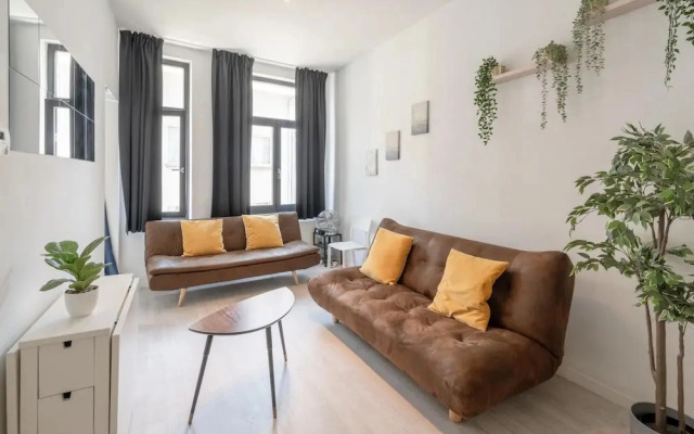 Stylish Antwerp City Apartment for 7