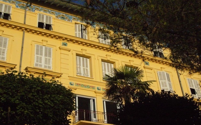 Отель Villa Vermorel Франция, Ницца - отзывы, цены и фото номеров - забронировать отель Villa Vermorel онлайн вид на фасад