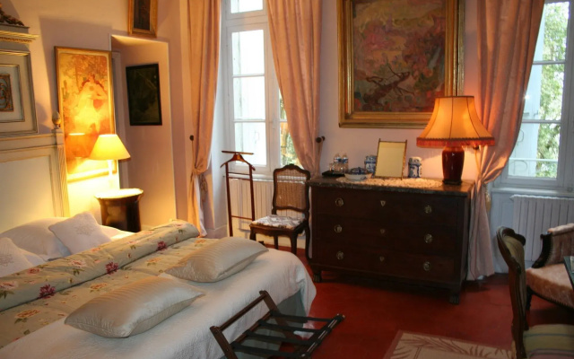 Chateau De Raissac