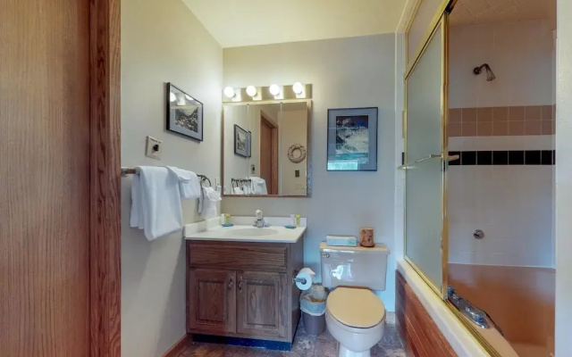 Braidwood Condominium