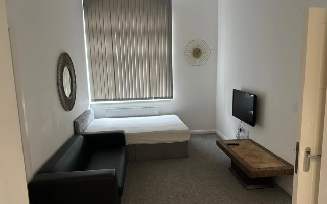 Premier Apartments