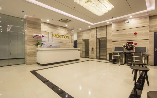 Meriton Hotel