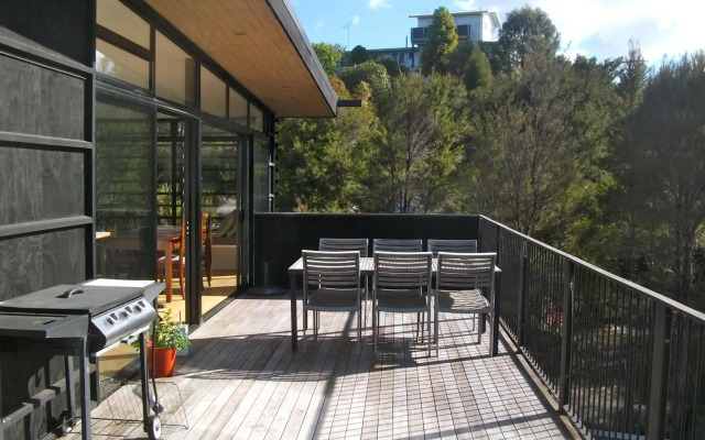 Bauhaus - Kaiteriteri Holiday Home