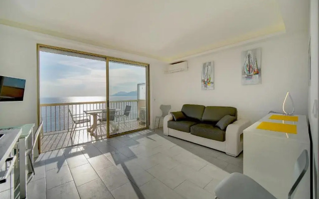 IMMOGROOM - Panoramic View - quiet - AC - bright