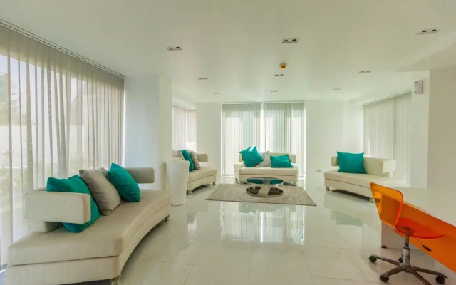 City Center Residence by Pattaya Sunny Rentals