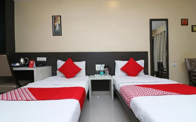 Hotel Lotus By OYO Rooms