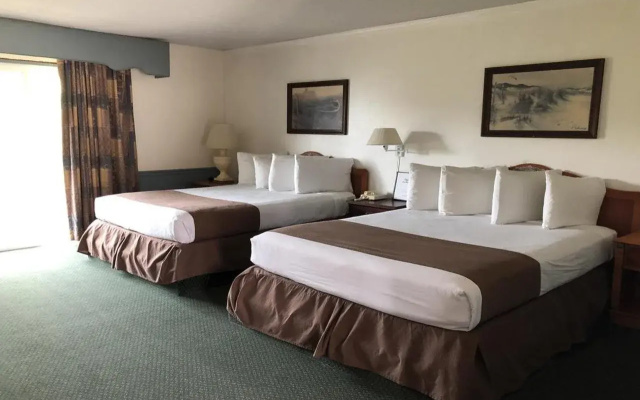 Pine Beach Inn