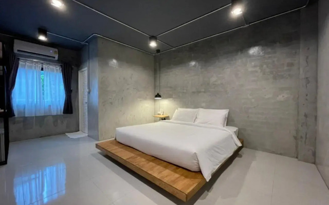 Loft Space Hotel