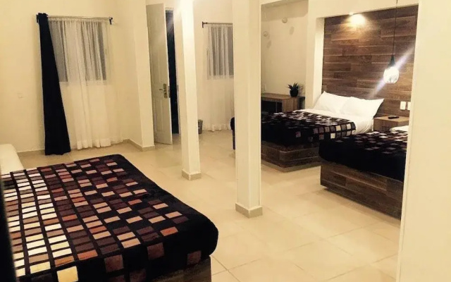 Hotel V