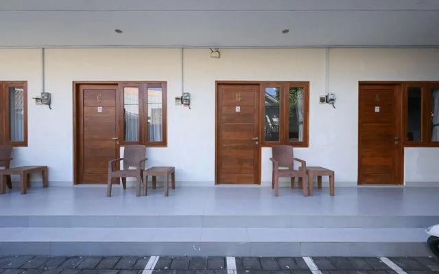 RedDoorz Plus @ Kencana Residence Jimbaran