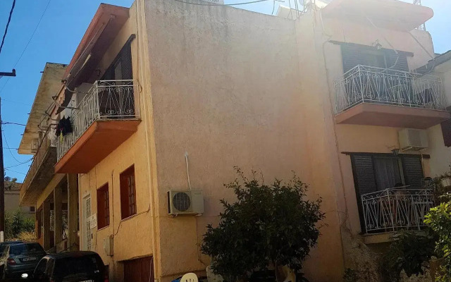 ΜΚA House