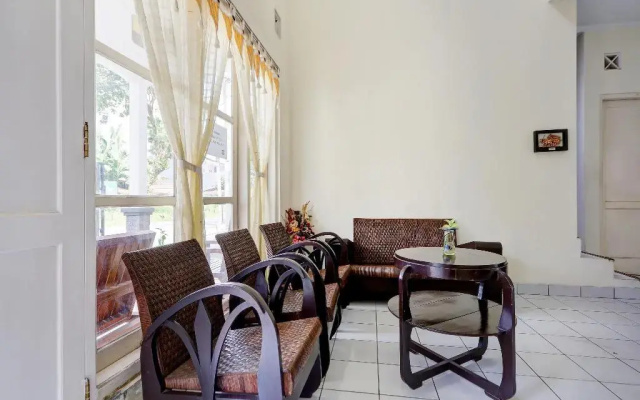 OYO 3985 Adenium Homestay