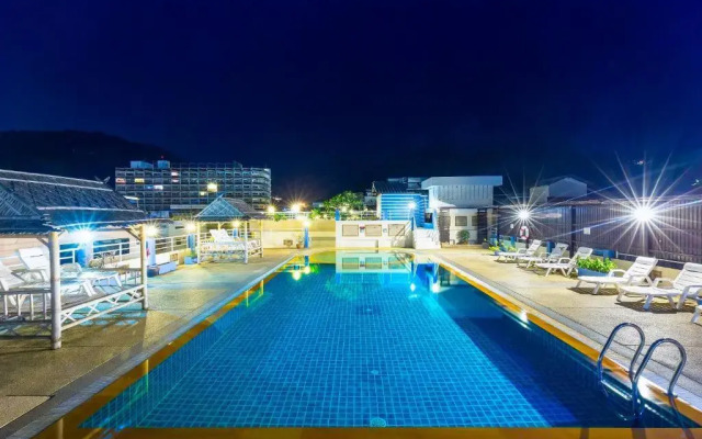 Issara Patong Beach