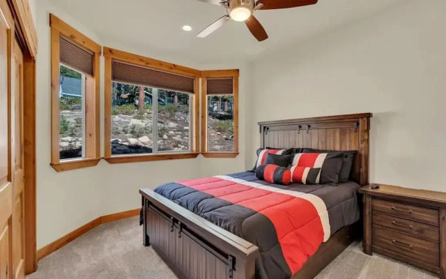 2566 Del Norte 5 Bedroom Home by RedAwning