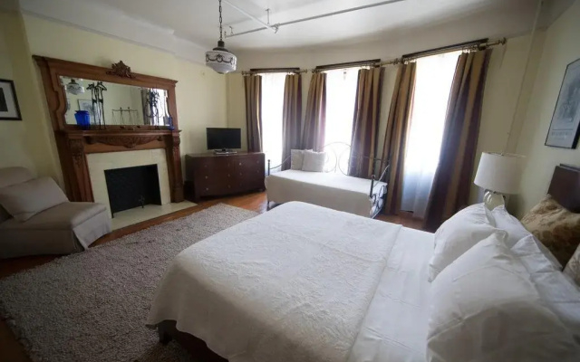 Sugar Hill Harlem Inn