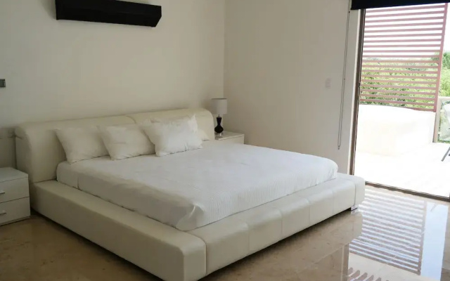 Bahia Principe Vacation Rentals - Quetzal Two-Bedroom Apts
