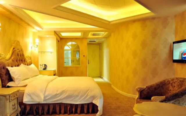Zerun Hotel (Chengdu Southwest Jiaotong University Subway) Station)