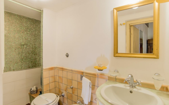 Trevi Fountain Apartment