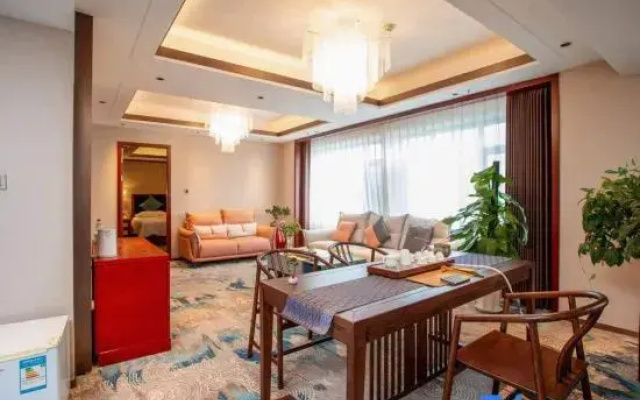 Hetang Yuese Holiday Hotel