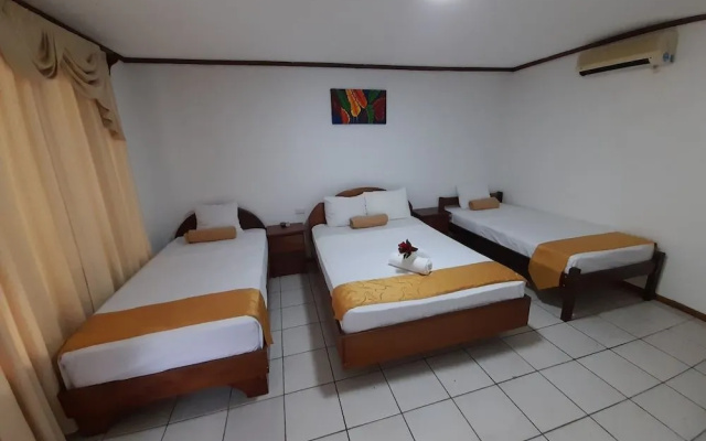 Arenal Container Hostel