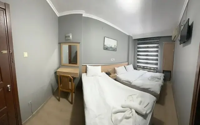 Kabi̇l Hotel