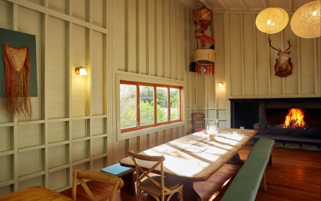Awaroa Lodge