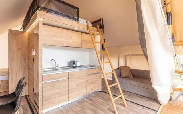 Nice Safari Tent With Airco