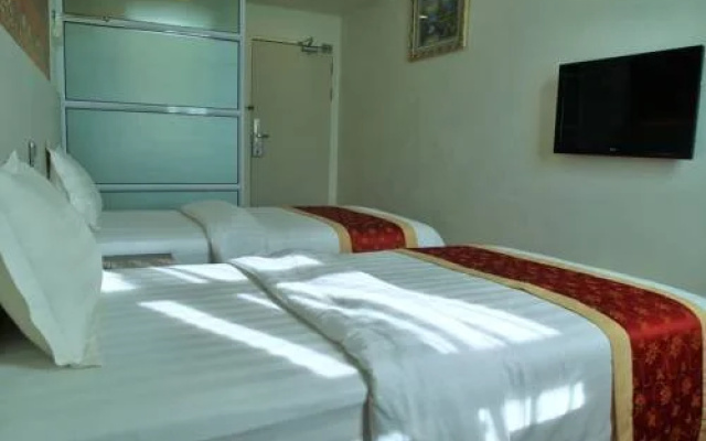 Studio8 Inn