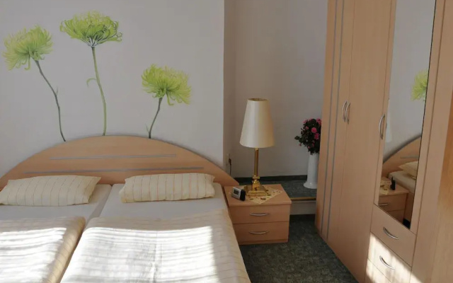 Rustic Apartment in Annaberg-Buchholz near City Center