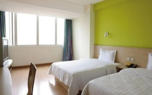 IU Hotel Chongqing Changshou Fengcheng