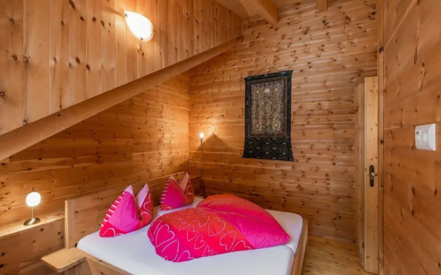 Spacious Apartment Near Ski Area In Fendels