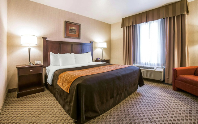 Comfort Inn & Suites Henderson - Las Vegas