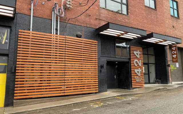 3E-Cozy! Micro apartment! in Oakland, sleeps 1