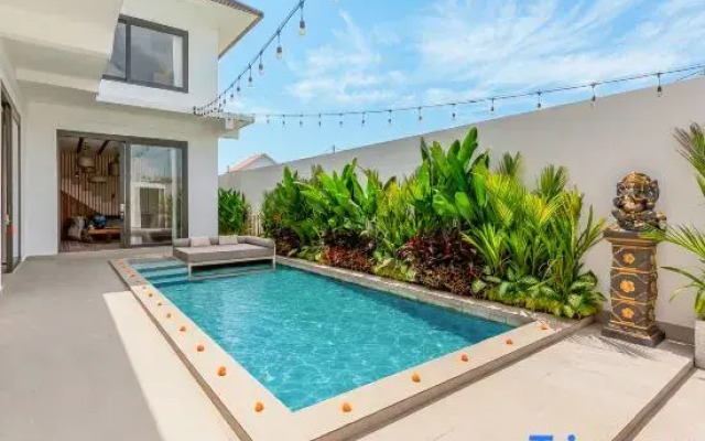 Villa Riddhi - 3BR Private Pool Home – Central Bumbak