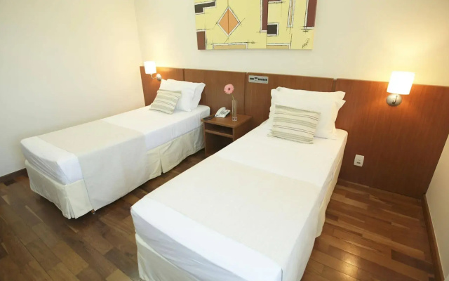 Vinhedo Plaza Hotel