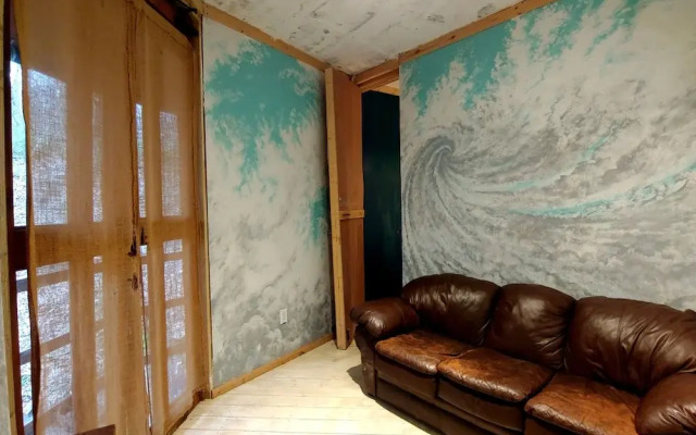 Lost River Hostel