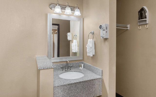 Super 8 by Wyndham Casa Grande