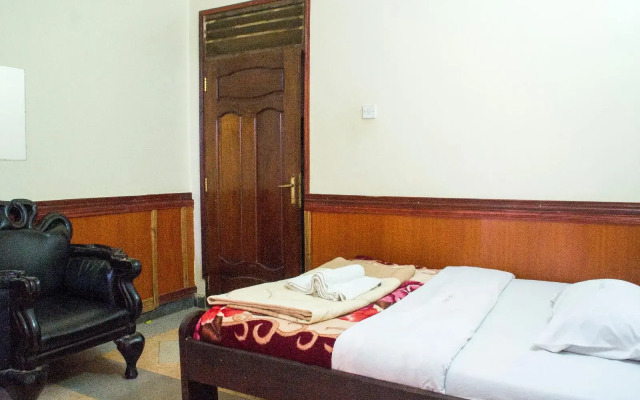 Rays Hotel