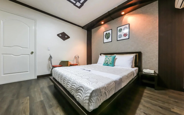 Zen Motel