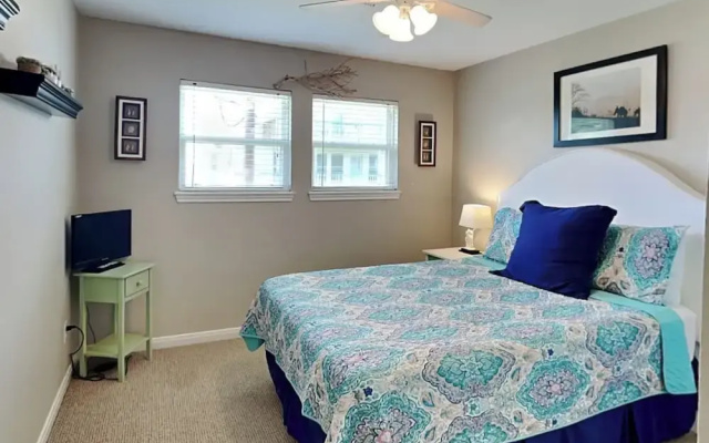 Molly's Dune by Ryson Vacation Rentals