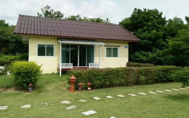 Les Collines Resort