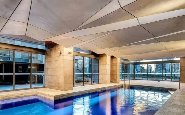 Melbourne CBD 2bed With Gym, Sauna & Pool Access