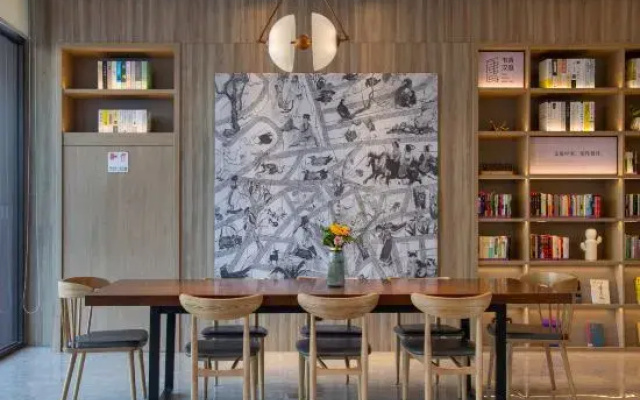 HanTing Hotel (Pingxiang Luxi Jinding Avenue Manshiqu)