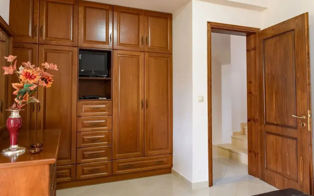 Villa Danae by CorfuEscapes