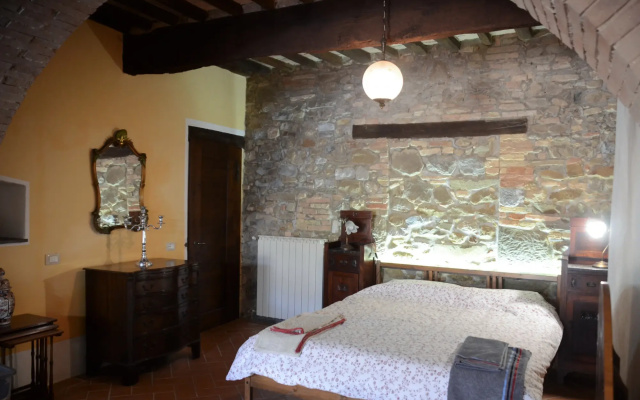 Casa Baronetta - A Cosy Apartment in a Medieval Village